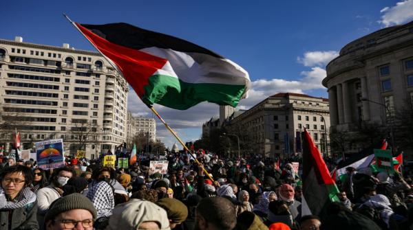 مئات الآلاف يتظاهرون في واشنطن تنديدا باستمرار العدوان على غزة