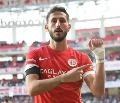 وزير إسرائيلي يصف اعتقال تركيا للاعب جيهزكيل بـالشائن