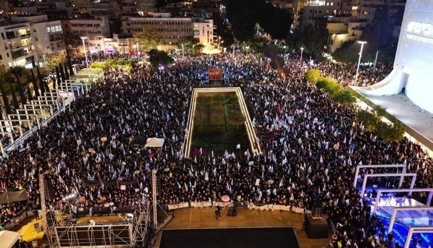 وقفة في تل أبيب للمطالبة بوقف الحرب على غزة