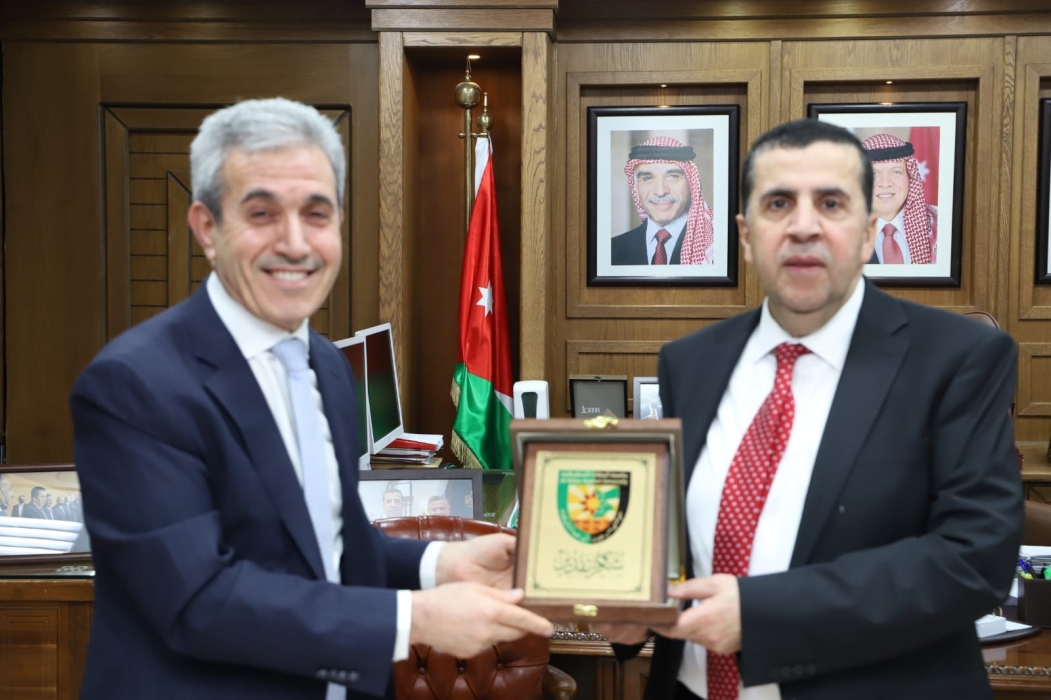 بحث التعاون بين البلقاء التطبيقية والمركز الوطني للإبداع