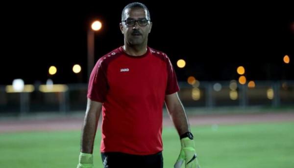 الوحدات يفسخ عقده مدرب الحراس سلامة عيد
