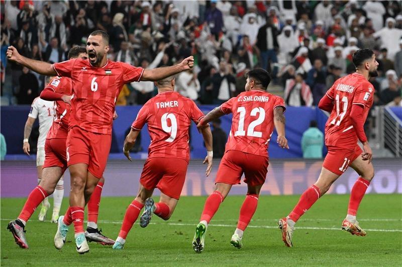 الإمارات وفلسطين يتعادلان.. ويحفظان فرصهما للتأهل بكأس آسيا