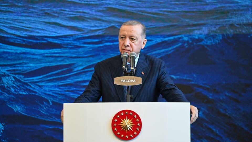 أردوغان يدشّن أربع سفن حربية مُسيّرة