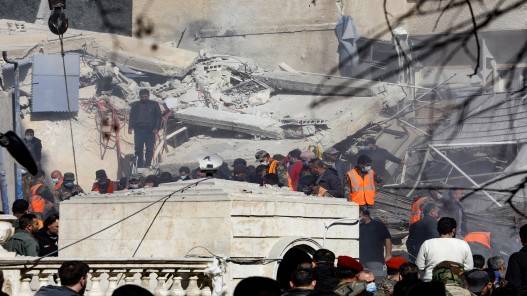 مقتل 5 مستشارين في الحرس الثوري الإيراني بغارة إسرائيلية على دمشق