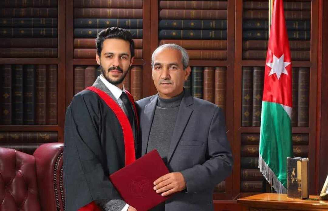 البكالوريوس للطالب قصي ضيف الله جودة المناصير