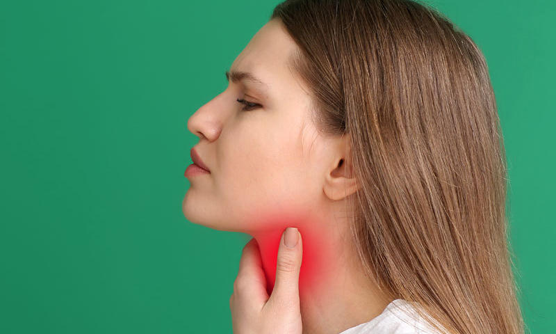زيادة في الوزن وشعور بالبرد.. مؤشرات على وجود هذا المرض