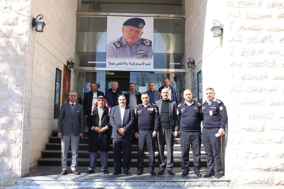 العقيد الدعجة يلتقي عدداً من المتقاعدين في مديرية جنوب عمان
