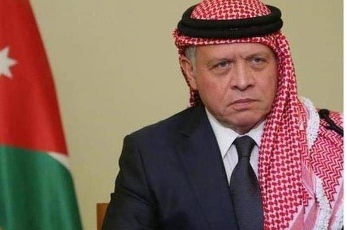 جلالة الملك يعزي 6 عشائر أردنية