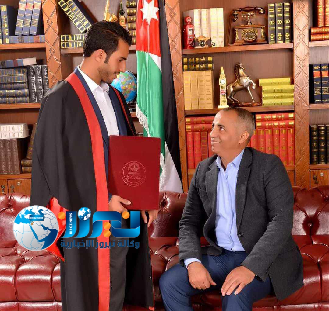 سند مخلد الحماد ...مبارك شهادة البكالوريوس في هندسة الميكاترونيكس