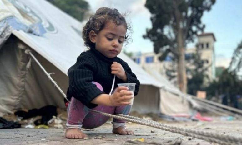 وزير إسرائيلي يكرر دعوته لإسقاط قنبلة نووية على قطاع غزة