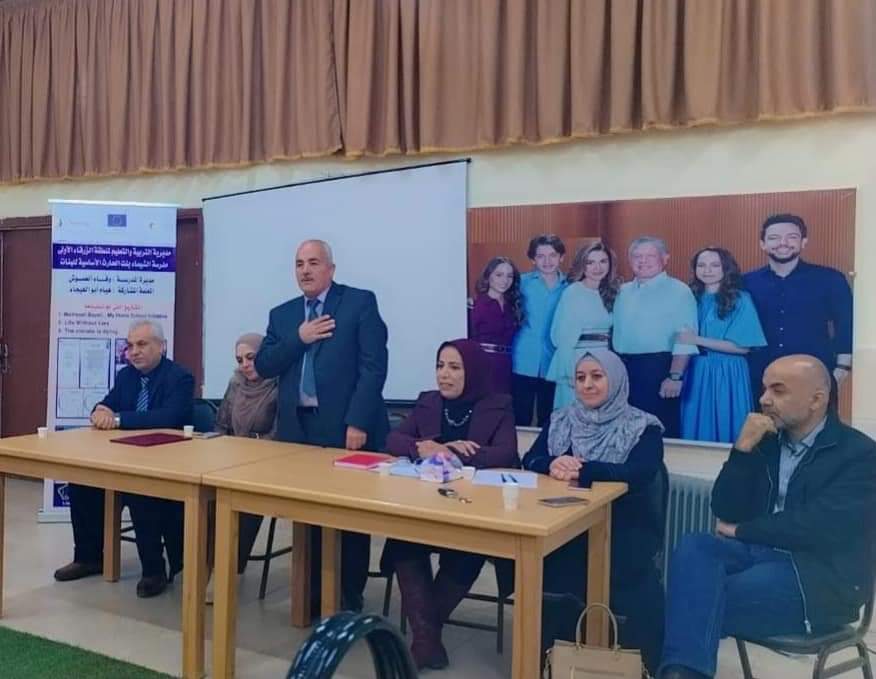 مدير تربية الزرقاء الأولى يلتقي المديرات المتأهلات لجائزة الملكة رانيا  للتميز التربوي