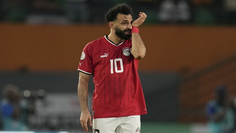 تغريدة من محمد صلاح تثير الجدل في مصر