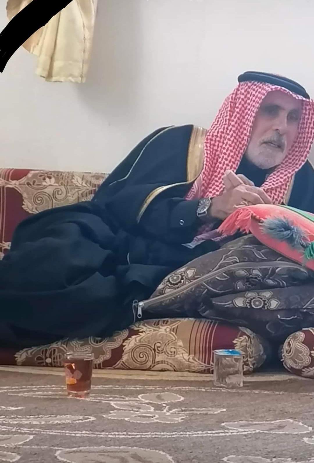 الشيخ  ذيب علي صيقل الشرف في ذمه الله