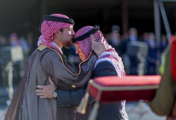 ولي العهد في عيد ميلاد الملك: ماضون بعزمكم سيدي