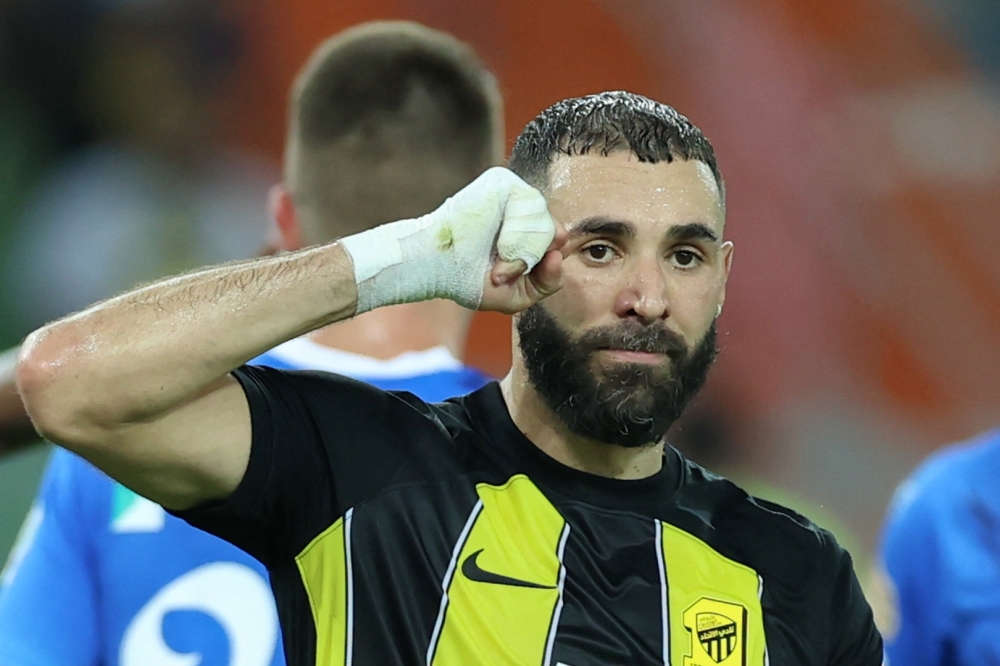 قرار جديد من جالاردو بشأن كريم بنزيما
