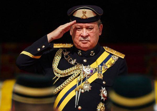 السلطان إبراهيم ملكا جديدا لماليزيا