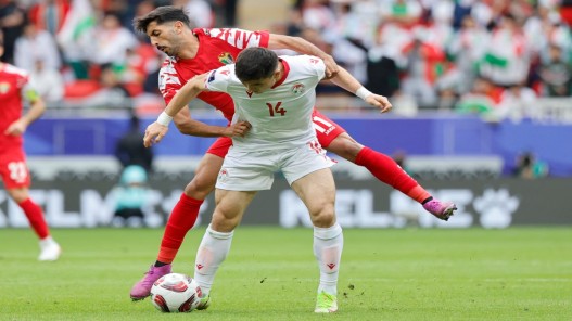 عاجل ..المنتخب الوطني يتجاوز طاجيكستان ويحقق إنجازا تاريخيا بالوصول لنصف نهائي كأس آسيا