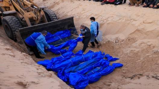 الاحتلال يرتكب 14 مجزرة استشهد فيها أكثر من 127 شخصا خلال 24 ساعة