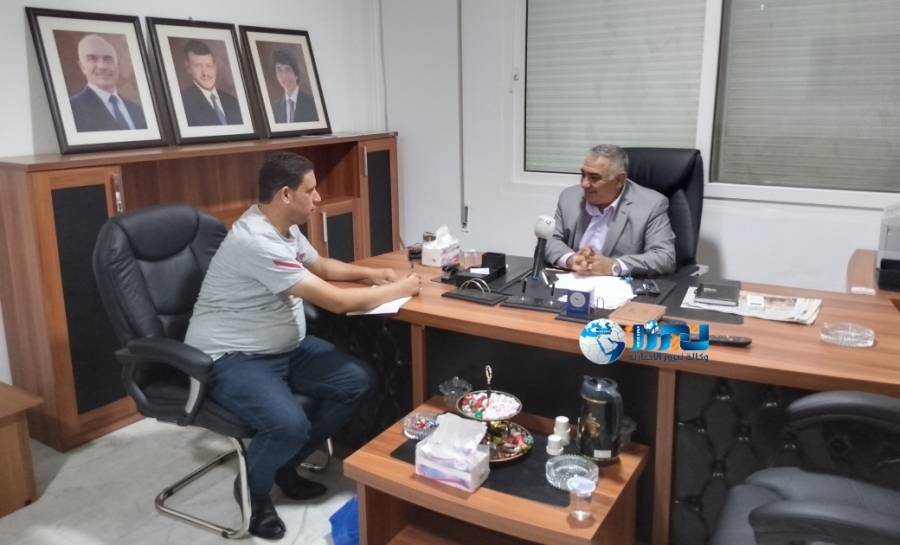 رئيس مجلس محافظة عجلون لنيروز : نعطي أهمية للصيانة والبنى التحتية في الشوارع