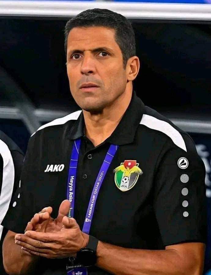 أفضل مدرب بأقل راتب .. !!