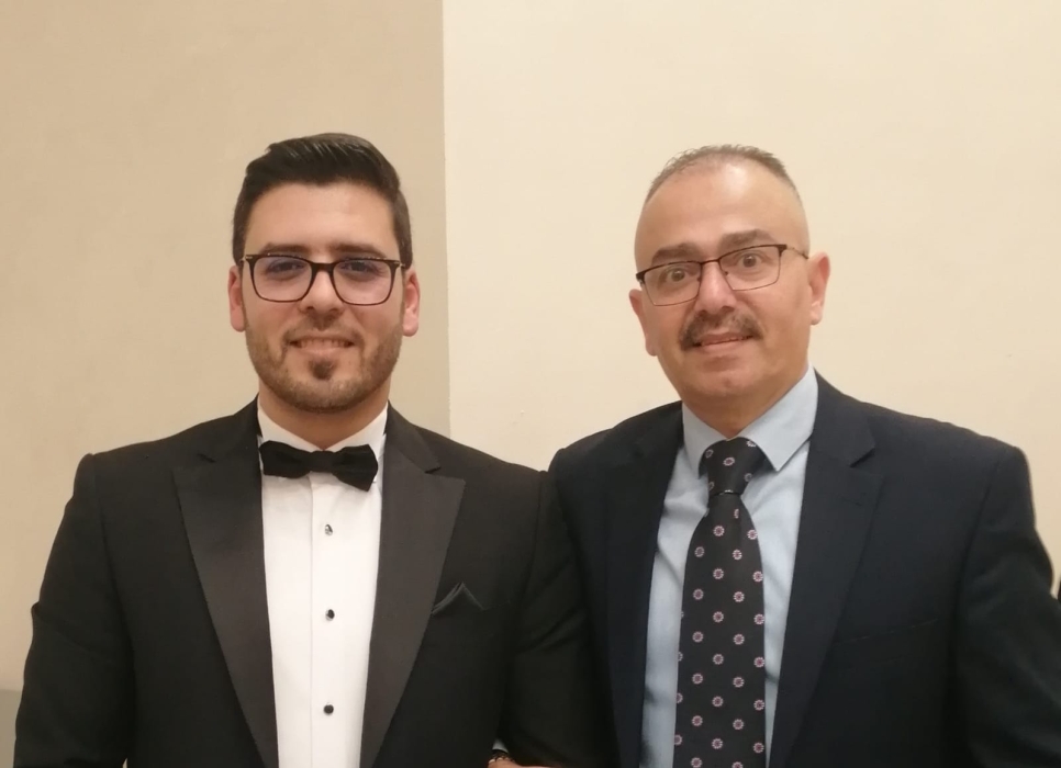 تهنئة وتبريك من خالد ابو دلو للدكتور حذيفه الجوازنه...مبارك