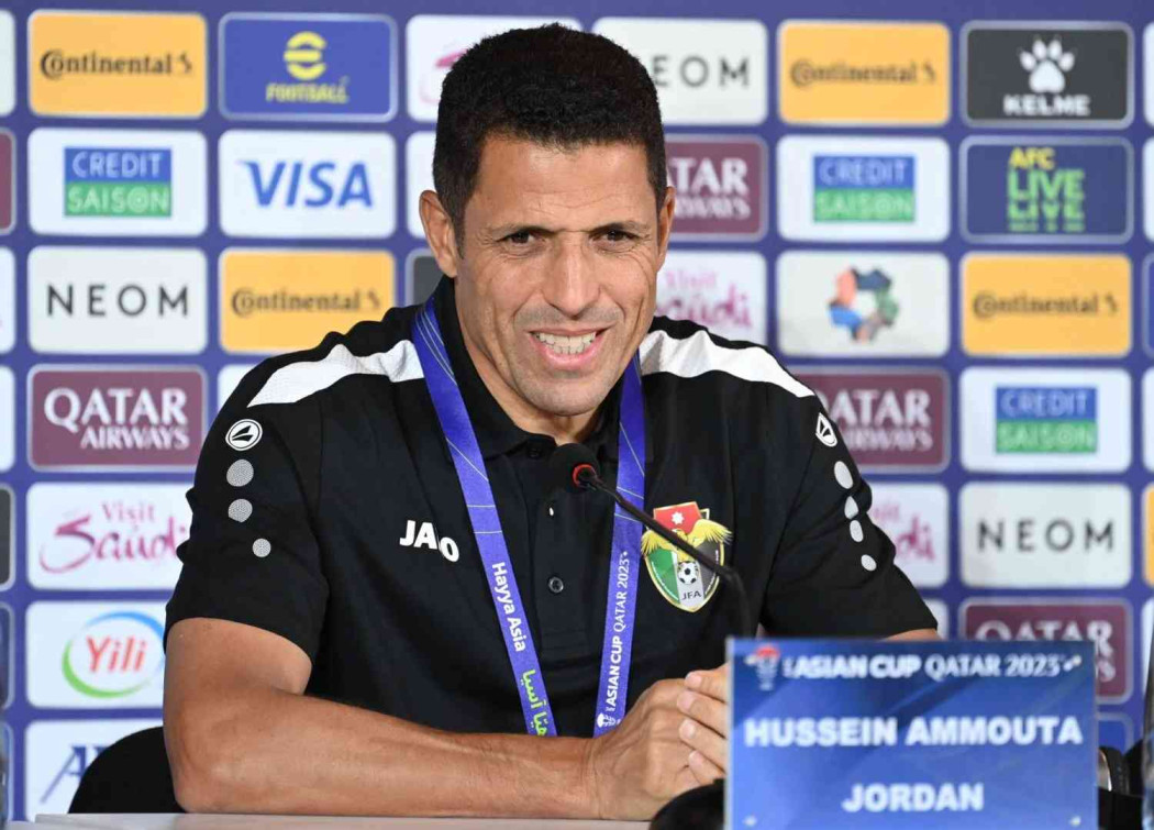 اتحاد كرة القدم يكشف مستقبل عموتة مع النشامى