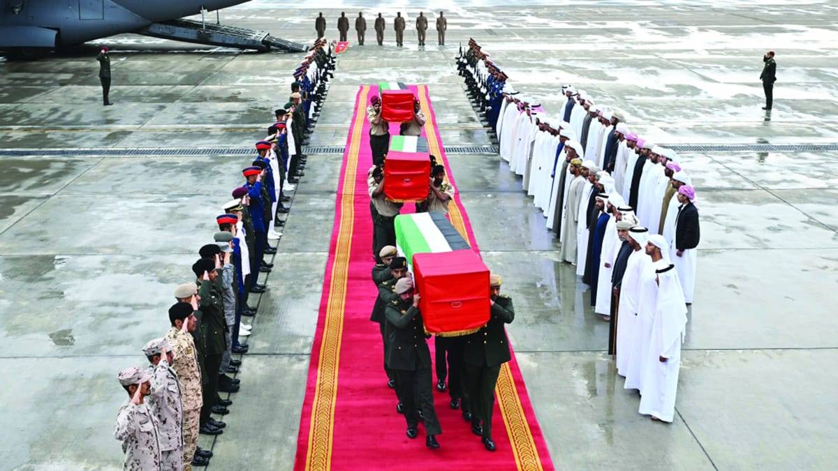 الامارات :وصول جثامين شهداء الوطن الأبرار إلى مطار البطين في أبوظبي
