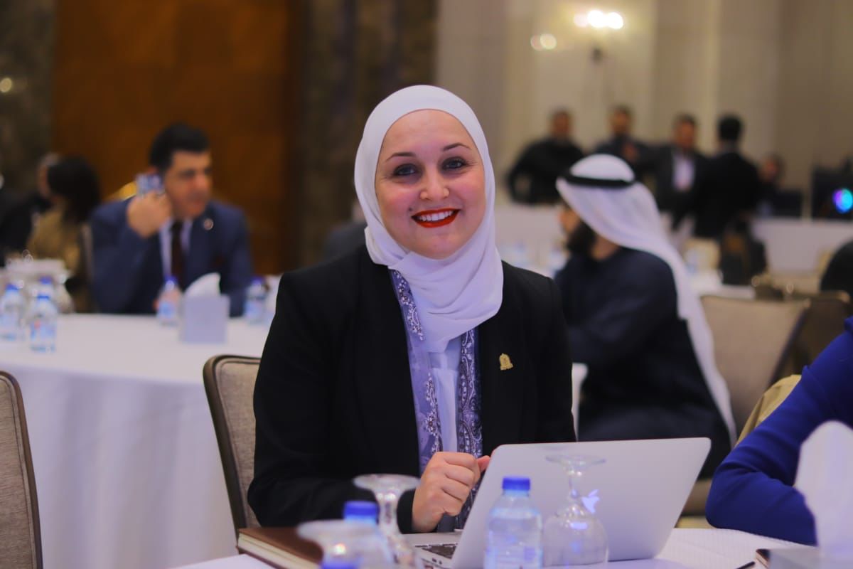 ترقية الدكتورة ناهده مخادمة إلى رتبة أستاذ مشارك في اليرموك