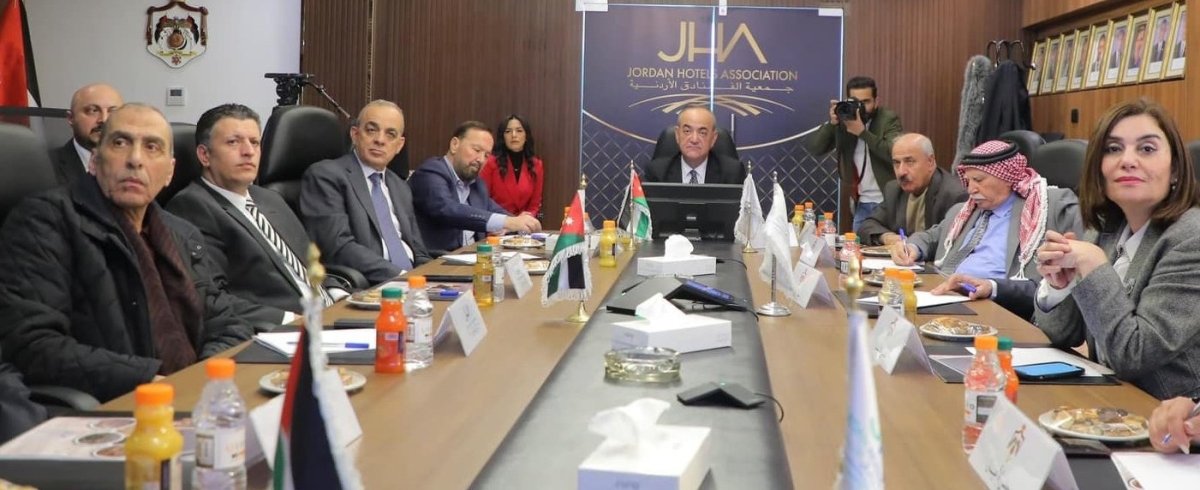 سياحة الأعيان تزور جمعية الفنادق الأردنية
