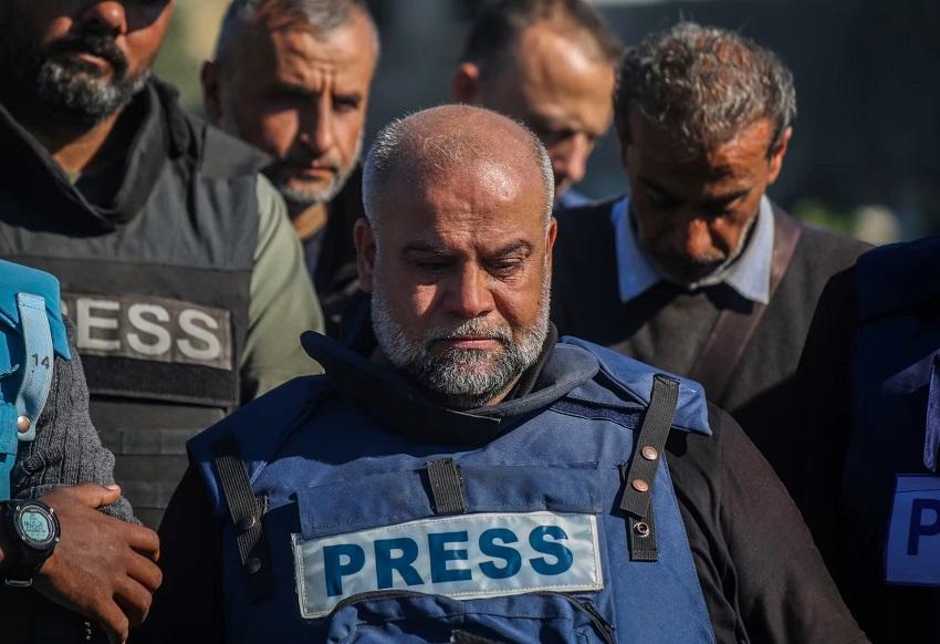 نادٍ تشيلي لكرة القدم يكرم وائل الدحدوح