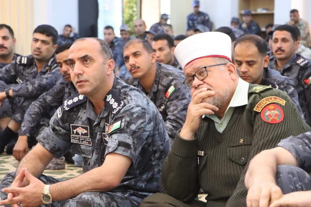 القوة البحرية والزوارق الملكية تحتفل بذكرى الإسراء والمعراج...