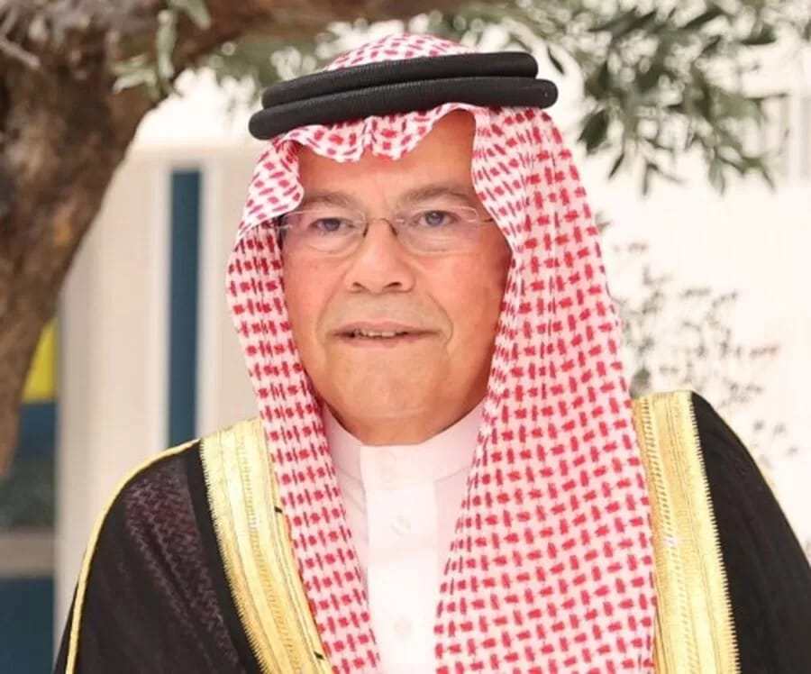 جامعة الزرقاء تنعى وفاة والد الأميرة رجوة الحسين