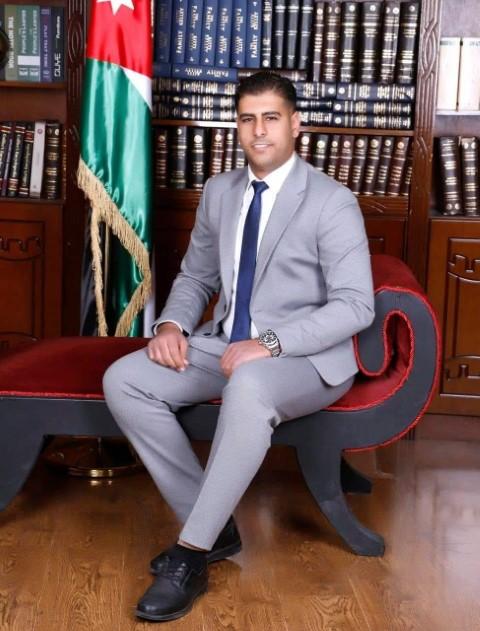 علي هشام محمد المرايات .. مبارك التخرج