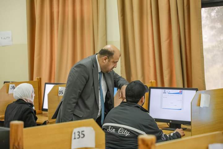 رئيس الجامعة الهاشمية بالوكالة يؤكد خلال جولته على جاهزية قاعات عقد امتحانات المستوى وتهيئة سبل الراحة والامان للطلبة