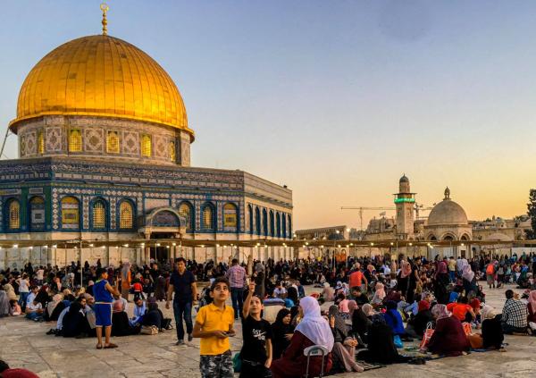 حدادين يستنكر المخططات الاسرائيلية العدوانية