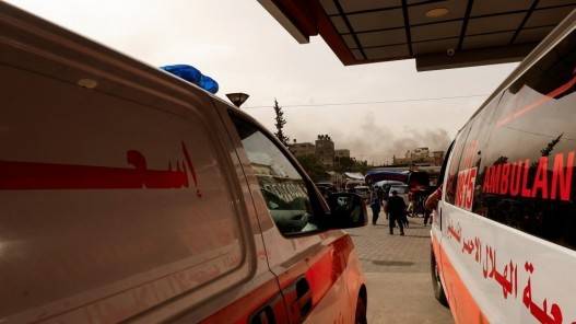 الصحة العالمية تكمل مهمة ثانية لنقل مرضى من مستشفى ناصر في غزة