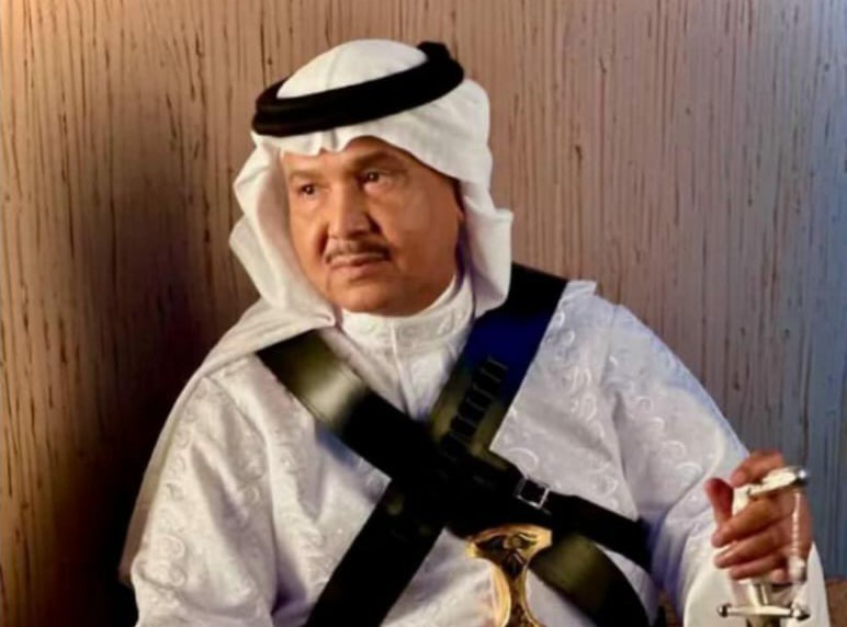 محمد عبده يغني قصة العوجا للموسيقار طلال احتفالًا بيوم التأسيس