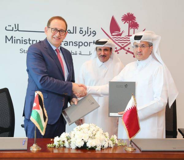 الأردن وقطر توقعان البروتوكول المعدل لاتفاقية الخدمات الجوية
