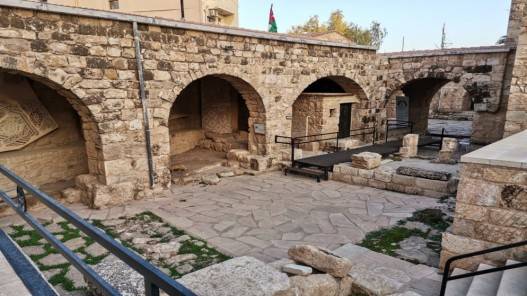 وفد من الكنيسة القبطية يزور الأردن لاعتماد مسار الحج المسيحي في المملكة