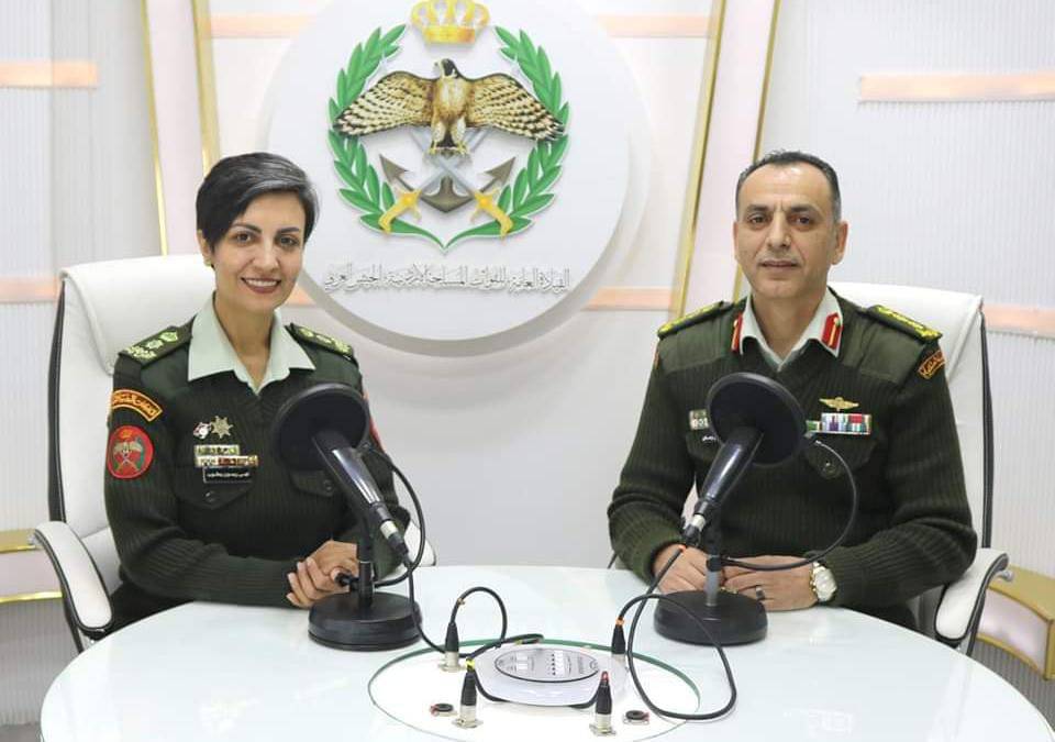 إذاعة الجيش العربي تستضيف العقيد الطبيب رافت ابو رمان