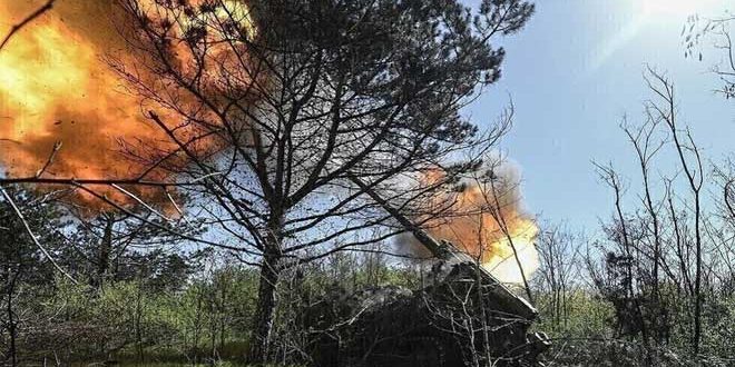 الجيش الروسي يفشل هجمات قوات نظام كييف ويسقط 143 مسيرة