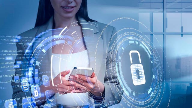 من التجسس إلى سرقة البيانات.. أذونات لا تمنحها للتطبيقات