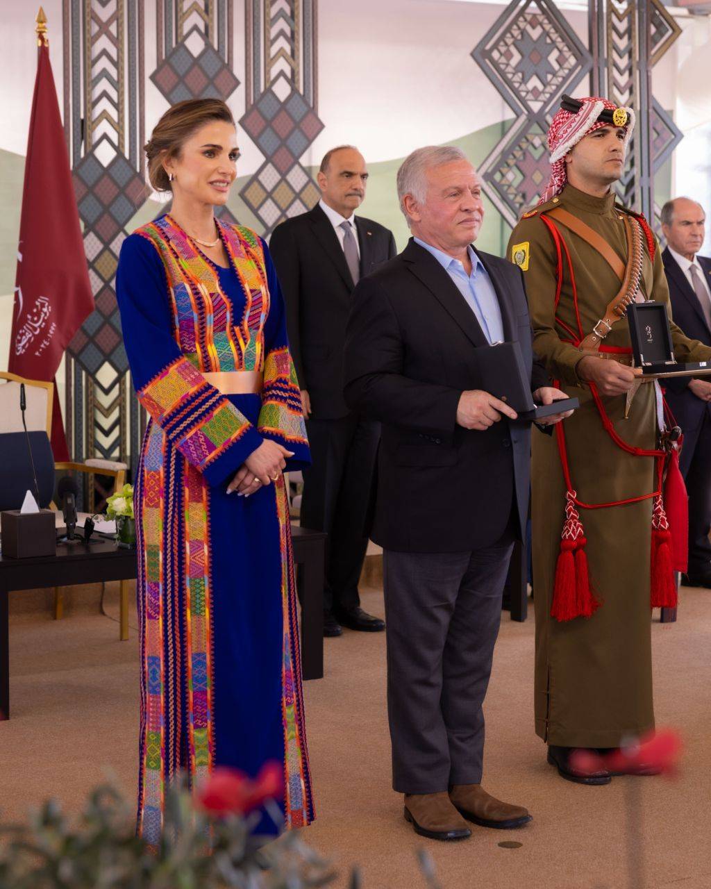 مكرمون أنعم الملك عليهم بميدالية اليوبيل الفضي: التكريم يعزز خدمة الوطن الذي نحب