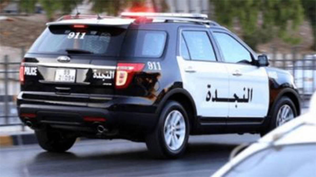 احتراق مركبة تيسلا بالكامل في إربد والأمن يضبط 3 أشخاص مشتبه بهم