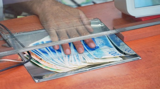 انكماش الاقتصاد الإسرائيلي بنسبة 20.7 في الربع الأخير من العام الماضي