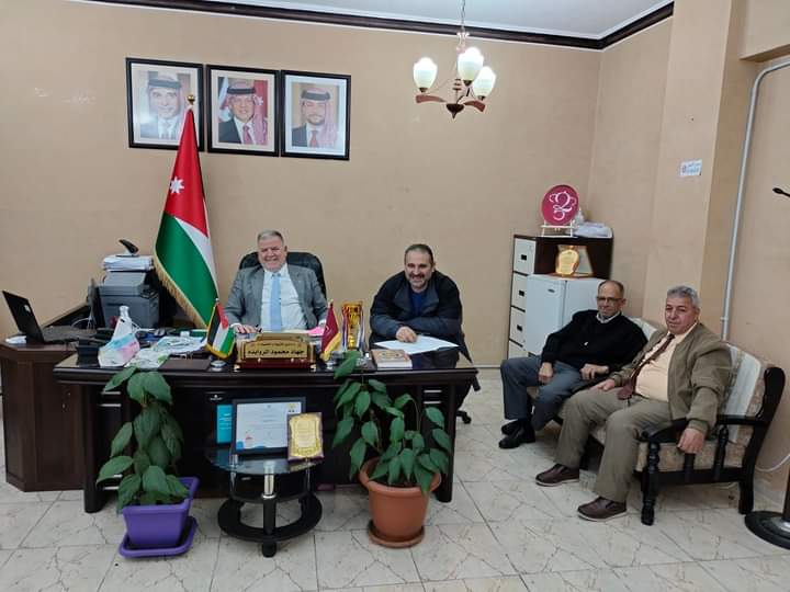 مدير التربية والتعليم للواء الكورة يعقد اجتماعاً لرؤساء الأقسام_صور