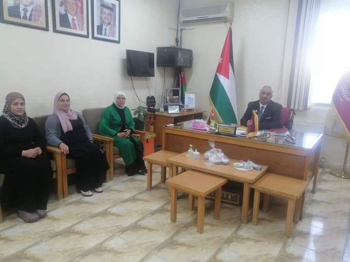 مدير الشؤون التعليمية بجولة تفقدية لمدرسة سمية الأساسية المختلطة في لواء الكورة