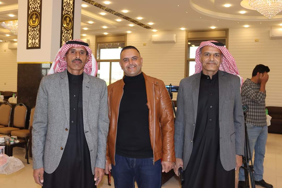 أبنـاء المرحوم الحاج خالد البشر الجبور  يجمعون الصائمين على مائدة إفطار في ديوان الفريج بالنقيرة ...صور