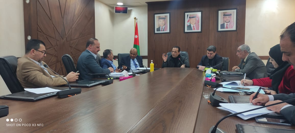 الزراعة النيابية تبحث مواضيع تتعلق بالقطاع الزراعي