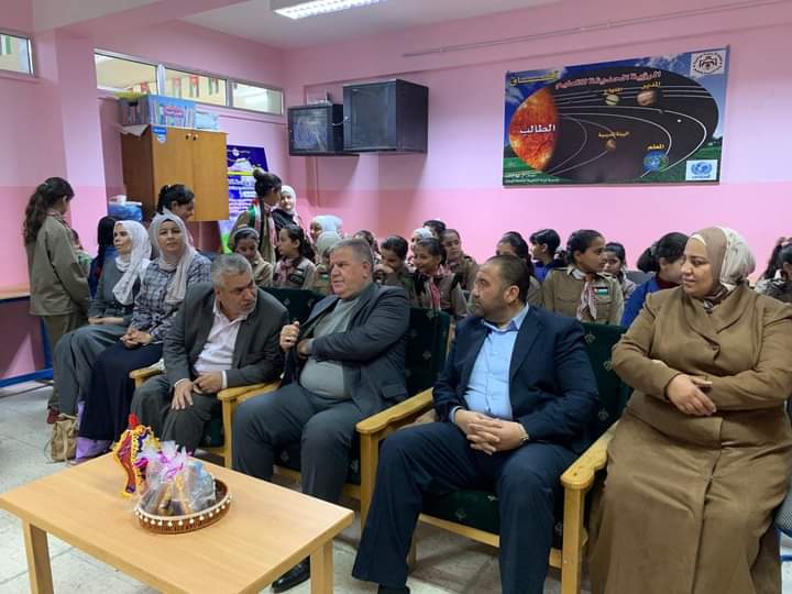الروابدة يكرم طالبات مدرسة تبنة الثانوية للبنات ضمن مبادرة إسعاد الغير في شهر الخير_صور